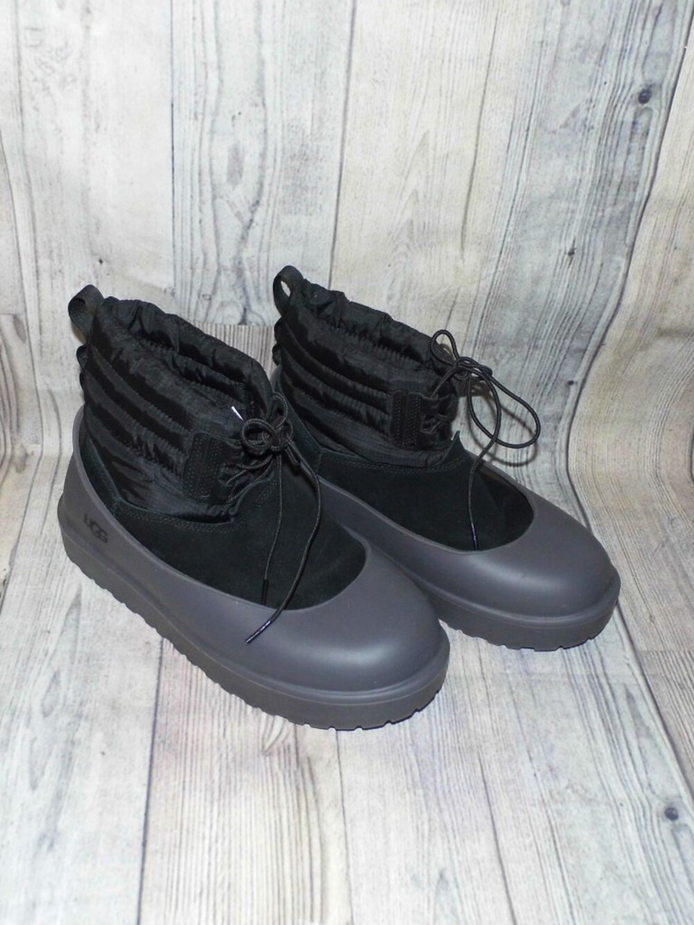 UGG Classic Mini Lace-Up Weather Black Boots Mens Size 8/Womens Size 10